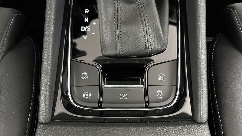 Škoda Kodiaq 2.0 TDI DSG 4x4 Style - fotka 24 z 30