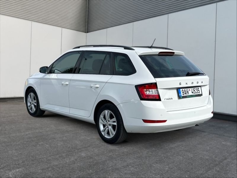 Škoda Fabia 1,0 TSI 70 Ambition - fotka 4 z 11