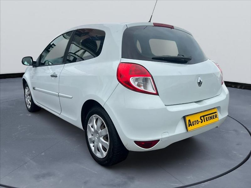 Renault Clio 1,5 DCi,2x Sada kol,Klima - fotka 9 z 16