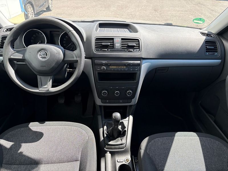 Škoda Yeti 2.0TDI, 81kW, Klima, Výhřevy - fotka 5 z 22