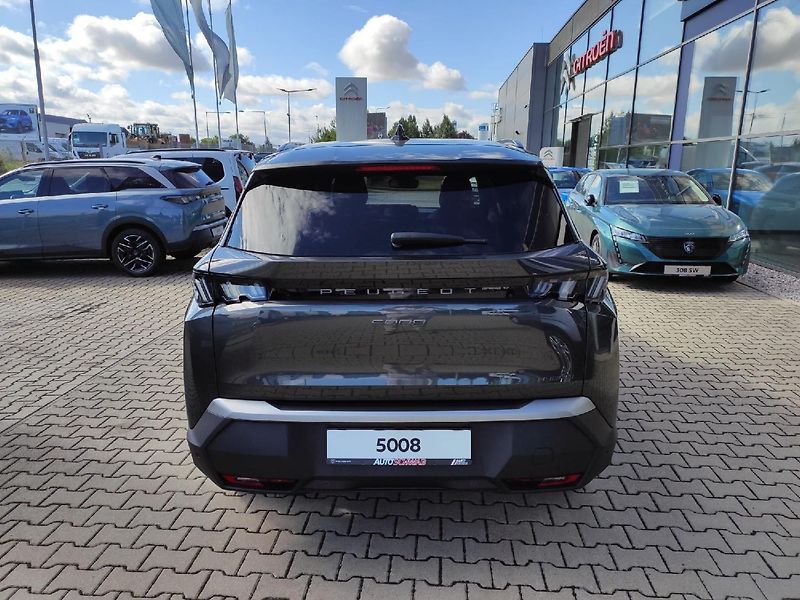 Peugeot 5008 (2026) ALLURE Hybrid 145 AUT6 5 míst - fotka 15 z 31
