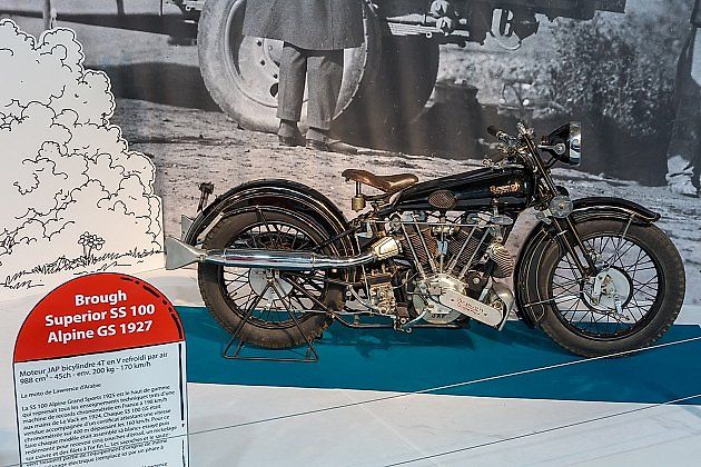 Brough Superior SS100 vystavený při Paris Motor Show v roce 2018., zdroj: Wikimedia Commons, Matti Blume, CC BY-SA 4.0