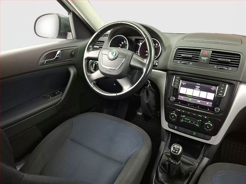 Škoda Yeti (2013) Style 2.0 TDI, 4X4, Navi - fotka 7 z 17