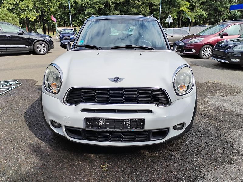 Mini Countryman (2010) MINI Countryman Cooper S ALL4 - fotka 2 z 27