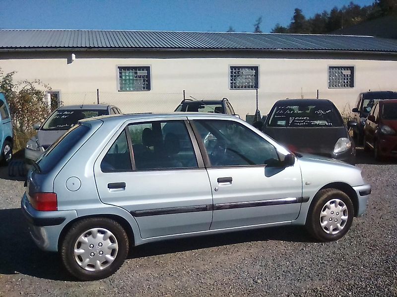 Peugeot 106 (2000) 1.1i, STK do 11/2027 - fotka 4 z 28