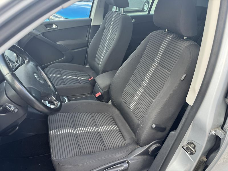 Volkswagen Tiguan 2.0TDi,SPORT,4x4,AUTOMAT - fotka 15 z 47