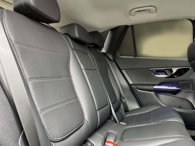 Mercedes-Benz GLC SUV 220d 4MATIC Avantgarde - fotka 20 z 21