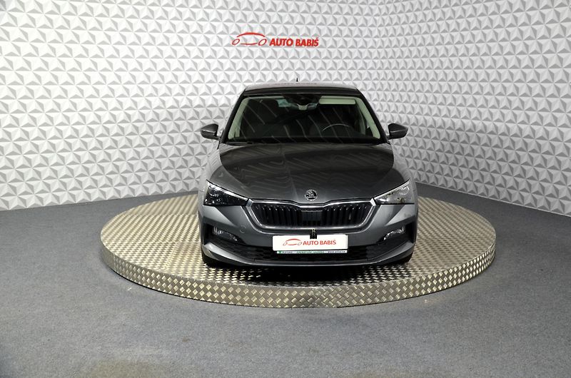 Škoda Scala (2023) 1.5TSI 110 Style AT - fotka 2 z 18