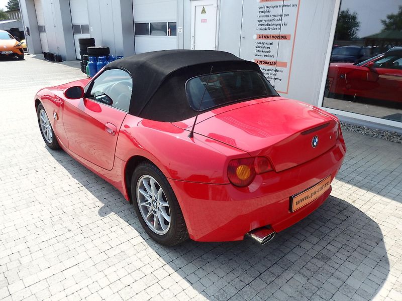 BMW Z4 2.0i 110 kW KLIMATIZACE - fotka 5 z 17