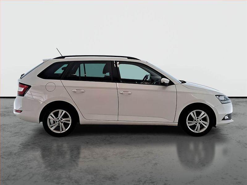 Škoda Fabia (2022) Ambition 1.0 TSI, ČR,1.maj - fotka 6 z 17