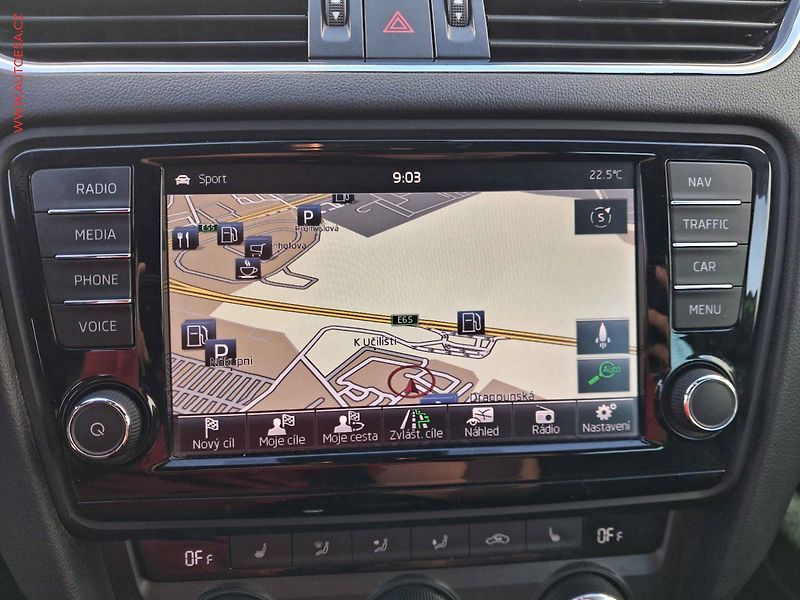 Škoda Octavia (2016) 2.0 TSi, RS, TZ, bixen, navi - fotka 17 z 18