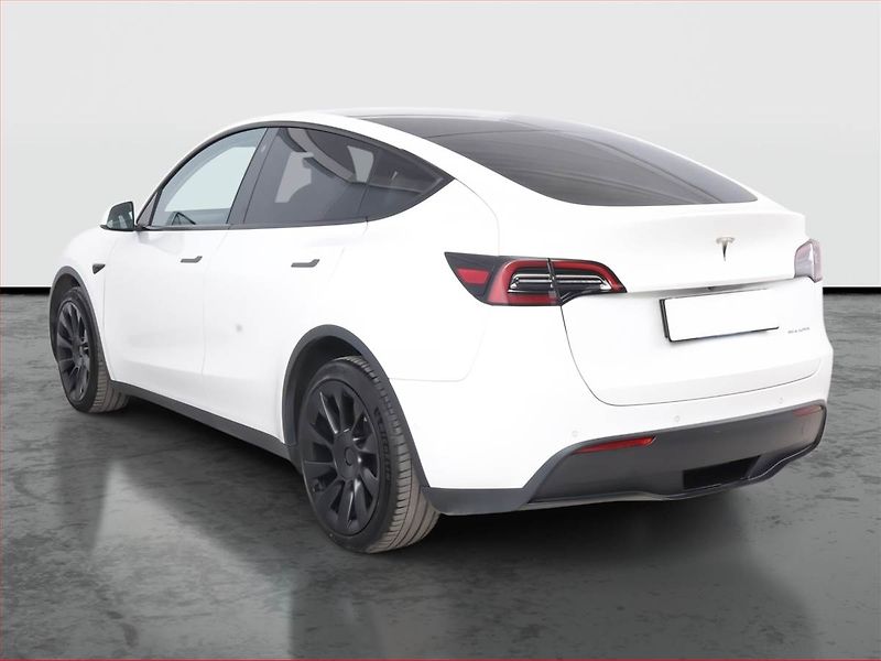Tesla Model Y (2022) Long Range AWD 79kWh, SoH 89% - fotka 4 z 21