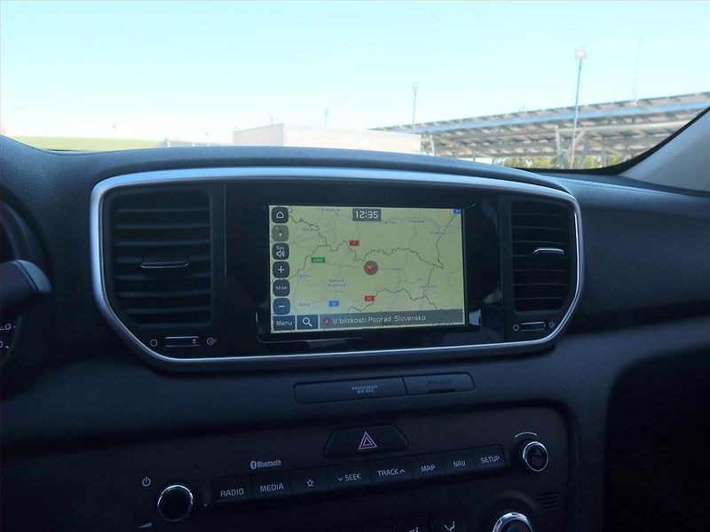 Kia Sportage (2019) Gold 1.6 T-GDI, Serv.kniha - fotka 12 z 18