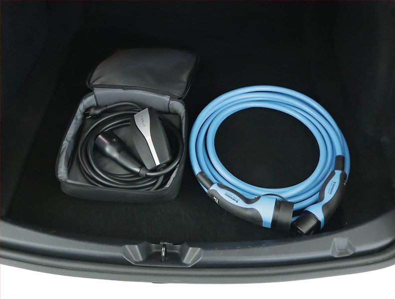 Tesla Model 3 (2022) Long Range 4WD 79kWh, SoH 91% - fotka 23 z 23