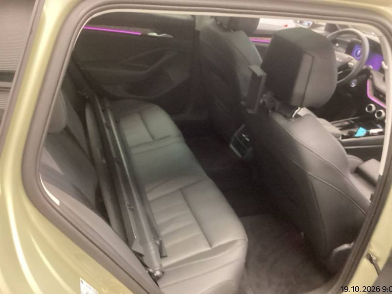 Škoda Superb Combi Laurin&Klement 2,0 TDI 1 - fotka 7 z 9