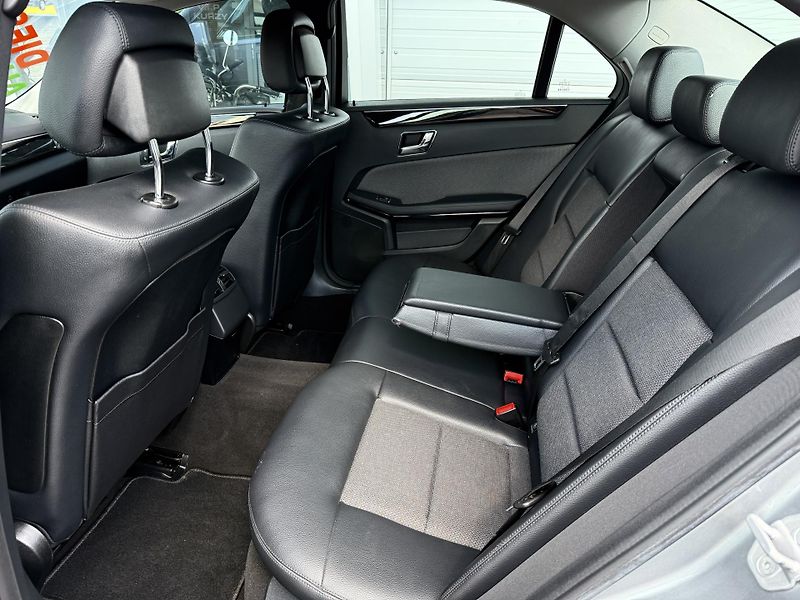Mercedes-Benz Třídy E E 200 CDI Avantgarde REZERVACE - fotka 19 z 35