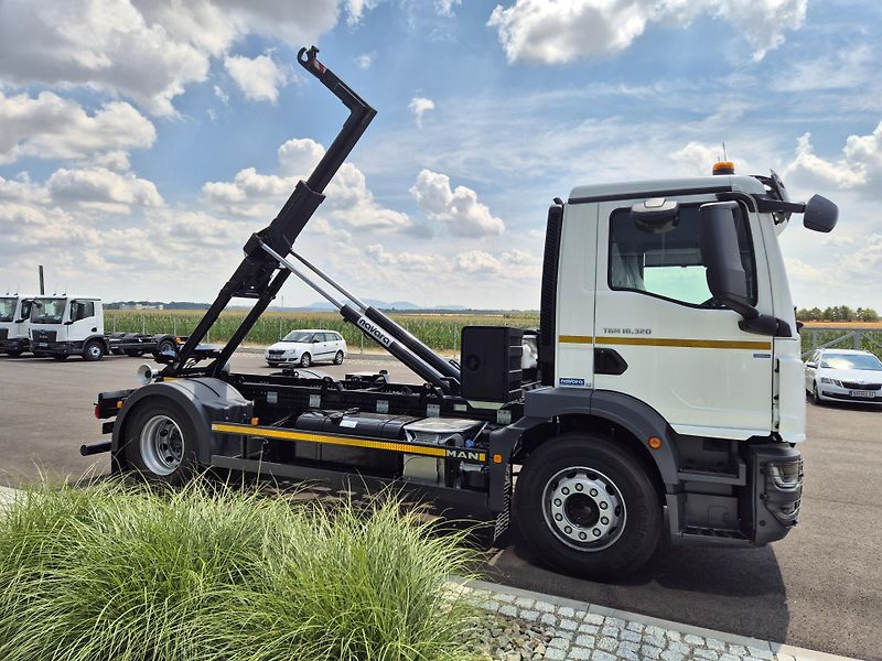 MAN TGM 18.320 NOSIČ KONTEJNERU 10T - fotka 6 z 37