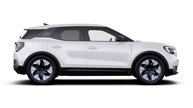 Ford Explorer (2026) Premium, SUV, 77 kWh PRODLOUŽE - fotka 3 z 9