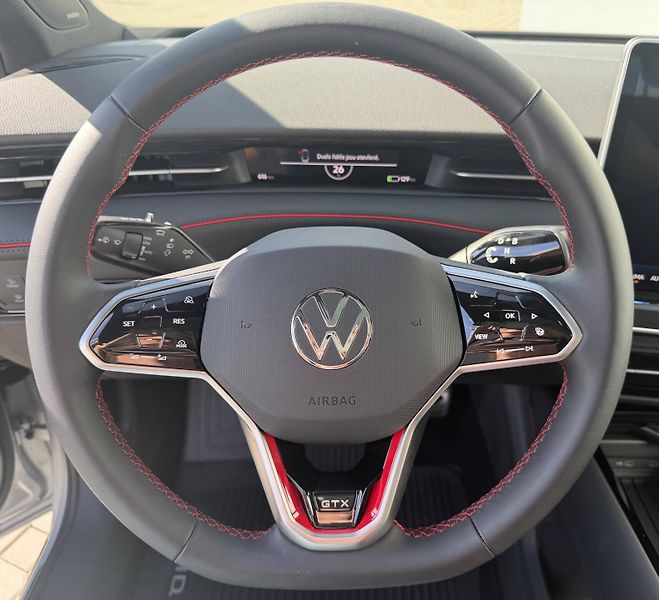 Volkswagen ID.7 Tourer (2025) GTX People 86kWh 4Motion - fotka 11 z 25
