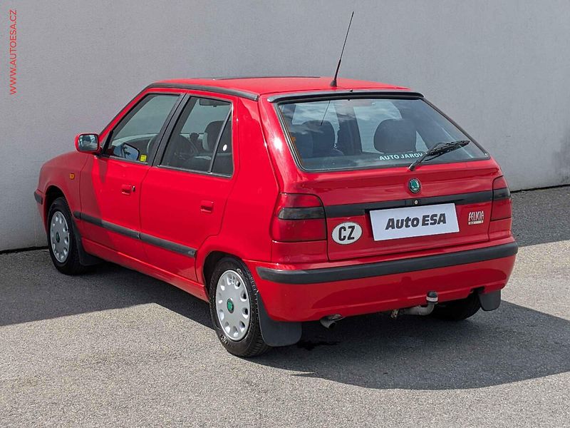 Škoda Felicia (1999) 1.3i, 2.maj,ČR, GLX, šíbr - fotka 4 z 13