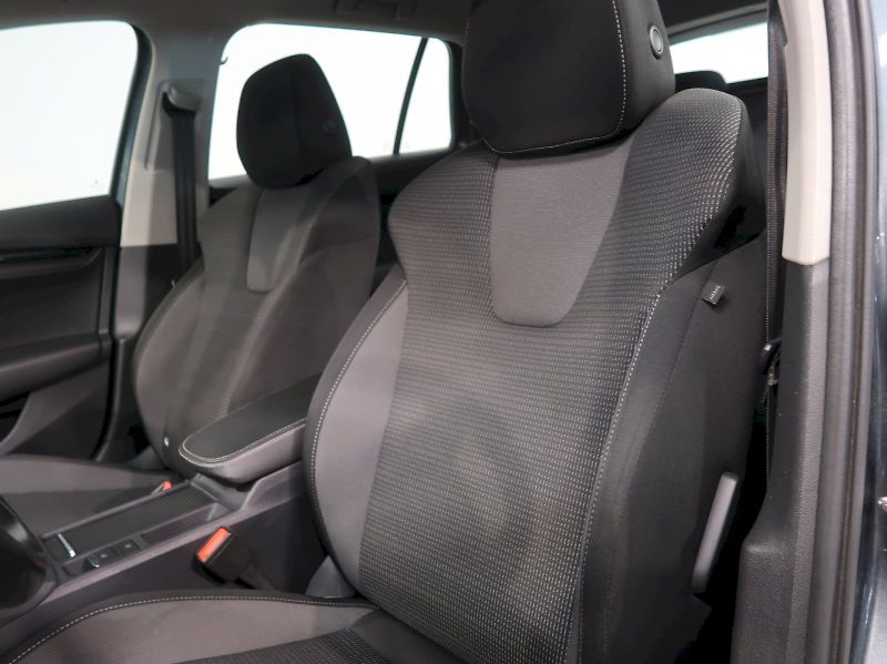 Škoda Octavia (2020) AMBITION 2.0TDI 85KW - fotka 14 z 36