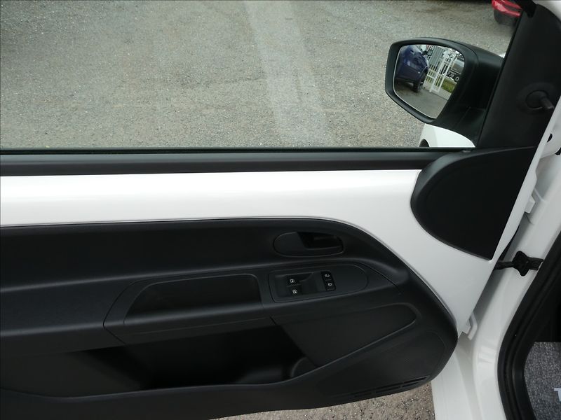 Škoda Citigo 1,0 MPi klimatizace, 2 x kola - fotka 29 z 42
