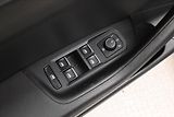 Volkswagen Passat 2,0 TDI 140 kW DSG 4Motion Zár - náhled 25