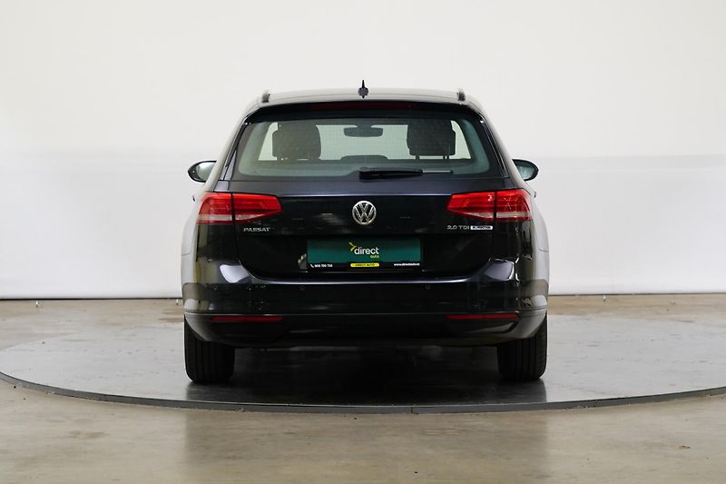 Volkswagen Passat - fotka 6 z 26