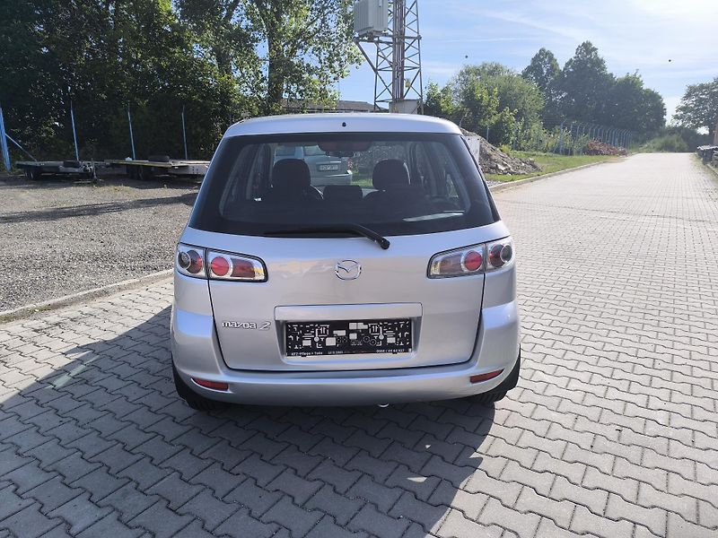 Mazda 2 (2007) 1.3 BENZÍN.DOL. KM - fotka 6 z 27
