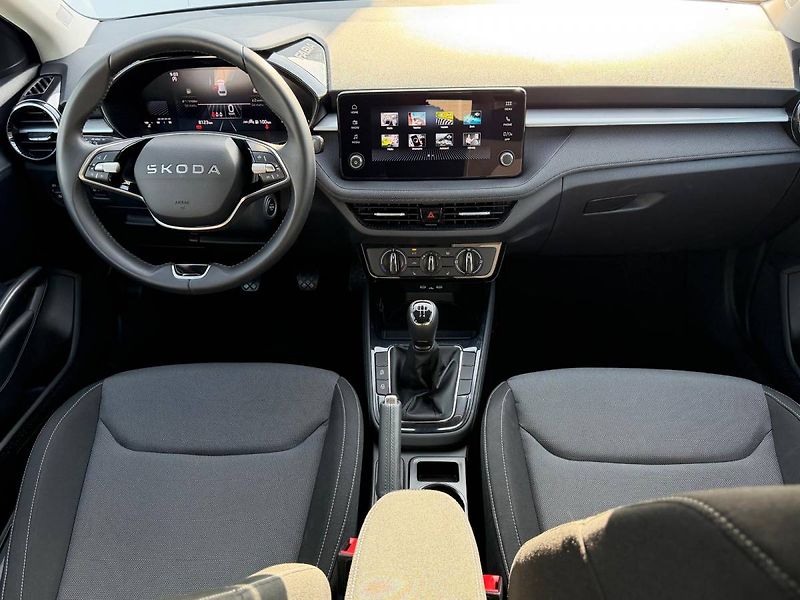 Škoda Fabia Selection 1,0 MPI 59 kW 5° MP - fotka 5 z 29