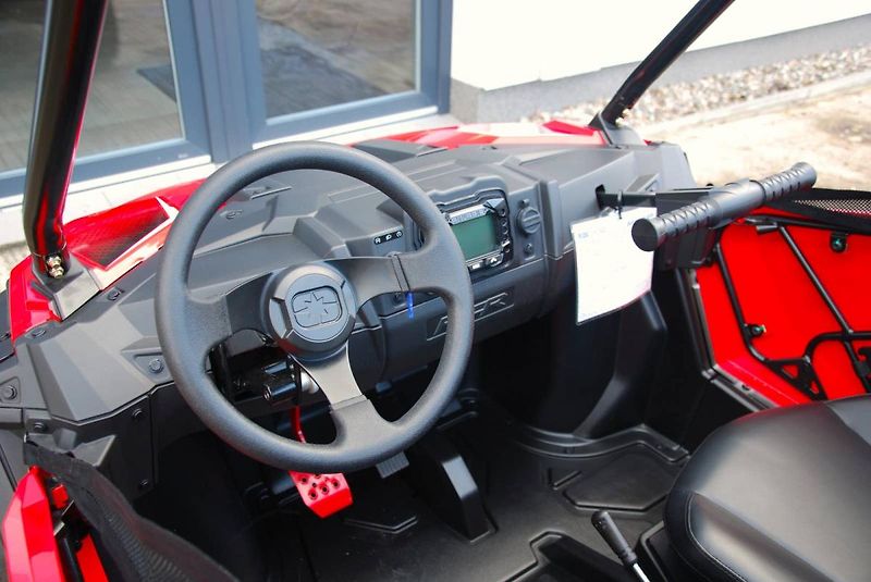 Polaris RZR 170 (2026) RZR 200 - fotka 16 z 25