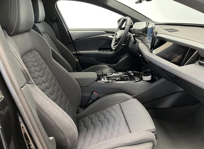 Audi A6 Avant e-tron Q 360k Tech Pro Vzduch - fotka 11 z 16