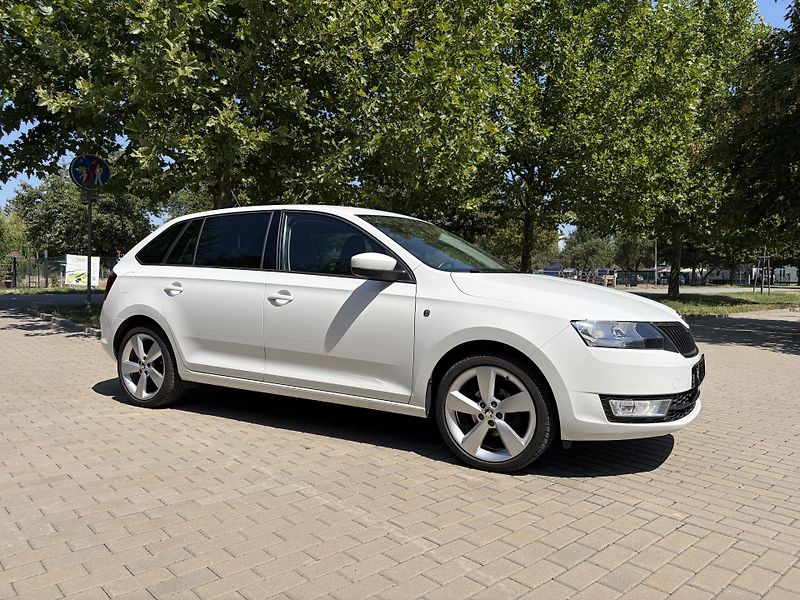 Škoda Rapid 1.2 TSI Ambition - fotka 13 z 30