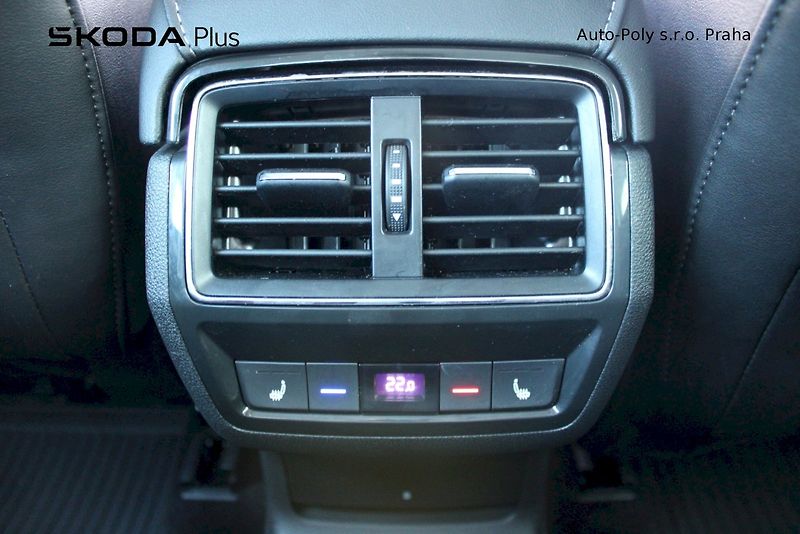 Škoda Karoq (2022) Style 2.0 TDI 110kw A7A DSG - fotka 25 z 25