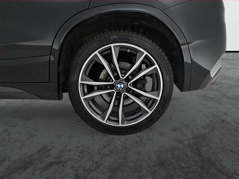 BMW X2 (2019) M Paket sDrive20i, Automat - fotka 15 z 18