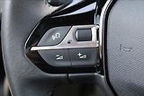 Peugeot 2008 1,2 PT  ČR,ALLURE,ZÁRUKA - náhled 23