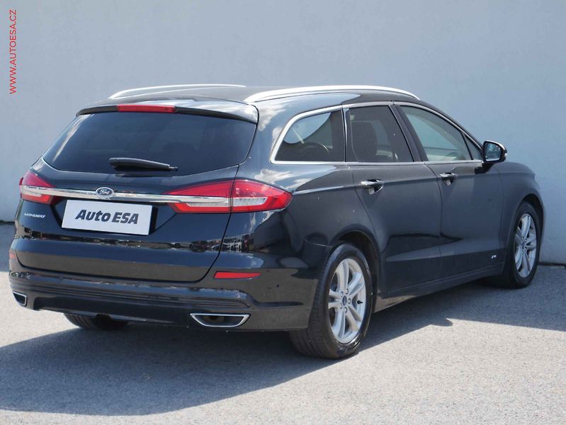 Ford Mondeo (2019) 2.0 TDCi AWD, Titanium, AT - fotka 4 z 22