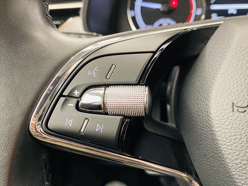 Škoda Kamiq 1,0 TSI 81kW Style - fotka 14 z 25