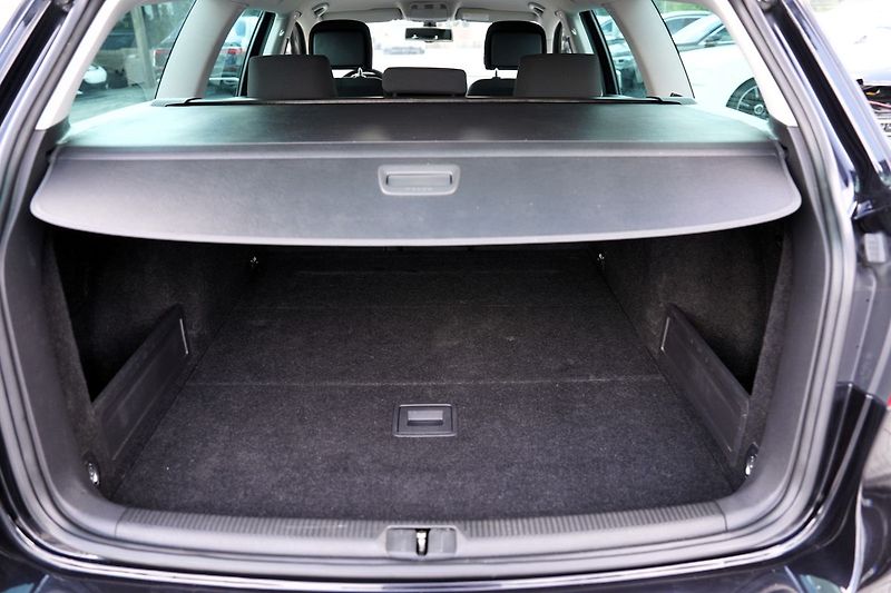 Volkswagen Passat 2.0 TDI DSG 140PS/Al.kola/xeno - fotka 12 z 37