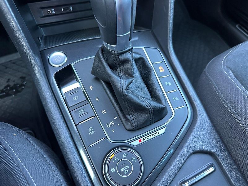 Volkswagen Tiguan (2017) 2.0Tdi 140Kw DSG 4x4 - fotka 26 z 28