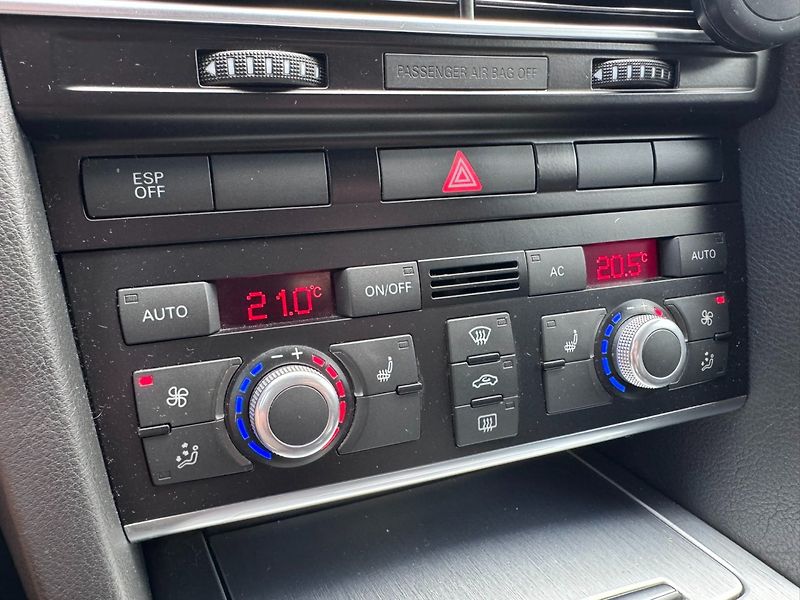 Audi A6 (2009) 2,7 TDI V6 140 KW MANUÁL SLINE - fotka 29 z 43