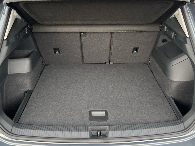 Volkswagen Tiguan 2,0 TDi 110kW 7DSG PEOPLE - fotka 14 z 28