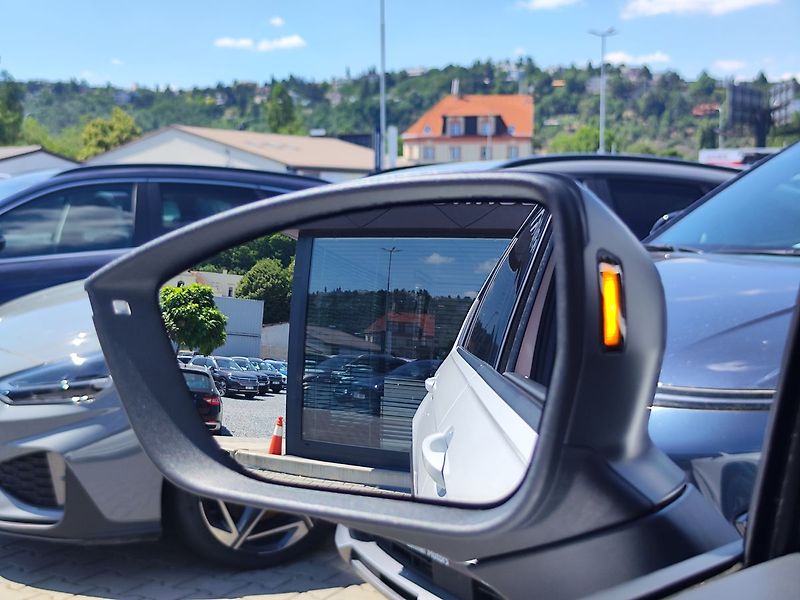Seat Tarraco 2.0 TSI/140kW FR 4x4 AT - fotka 18 z 37