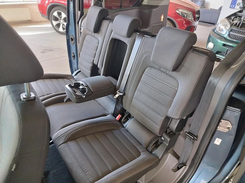 Ford Tourneo Connect (2019) TDCI,88KW,AUTOMAT,PANOR,LONG - fotka 12 z 30