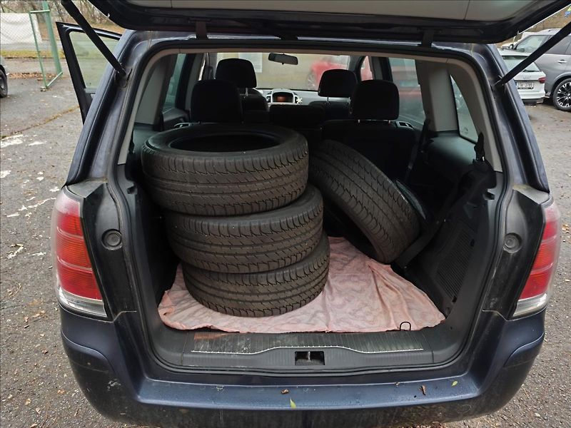 Opel Zafira 1,8   Vše plně funkční - fotka 6 z 14