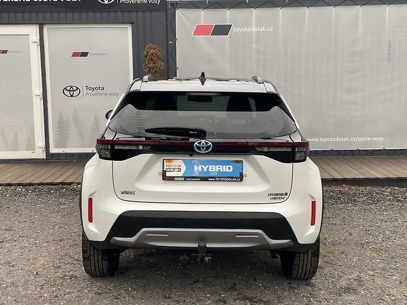 Toyota Yaris Cross 1.5HEV, ČR, Adventure VIP, 4x4 - fotka 6 z 19