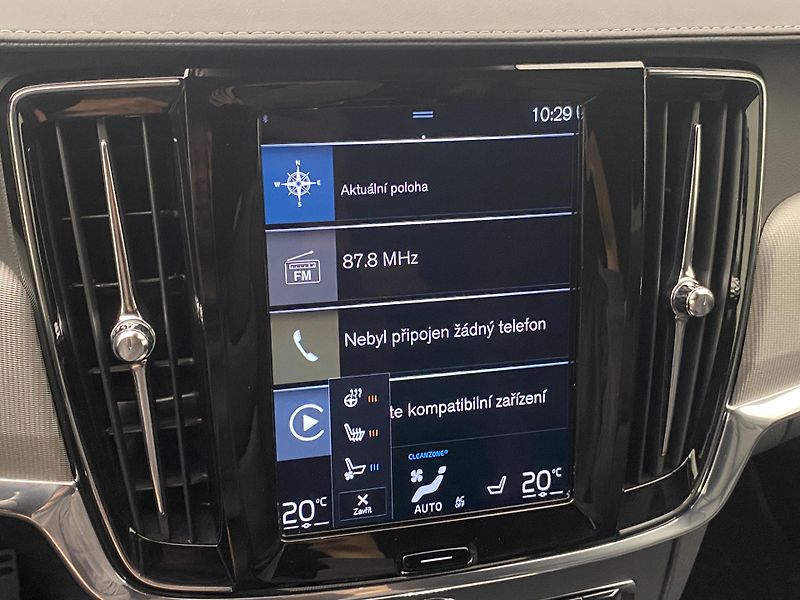 Volvo V90 B5 AWD R-DESIGN AUT CZ - fotka 43 z 53