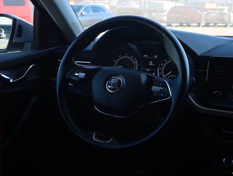 Škoda Scala (2021) Style 1.5 TSI, ČR,1.maj - fotka 16 z 18