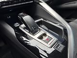 Peugeot 5008 (2017) ALLURE PureTech 130k EAT6 - náhled 22
