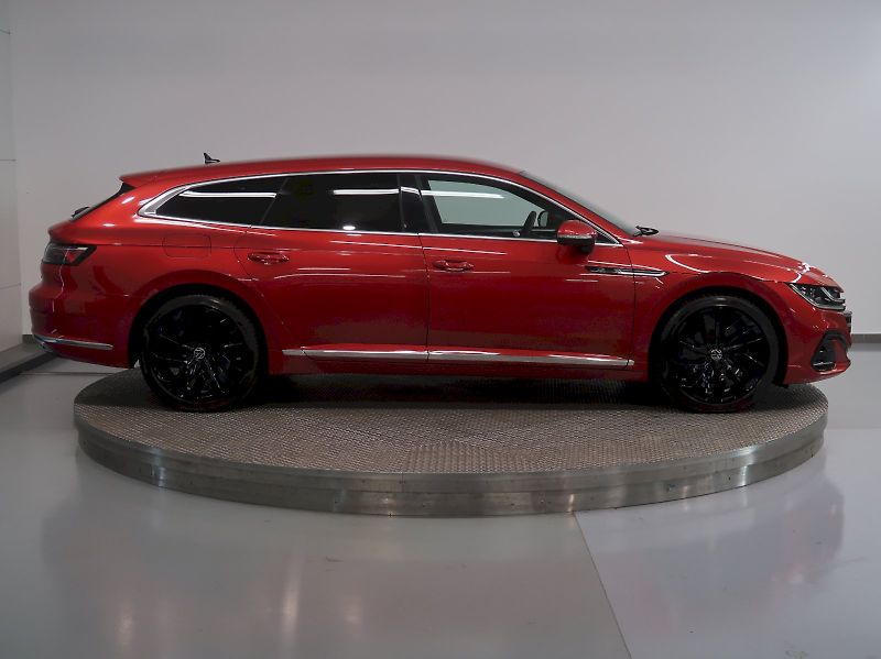 Volkswagen Arteon (2022) SB R-LINE 2.0TSI 206KW 4x4 DSG - fotka 8 z 42